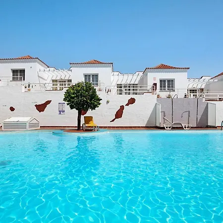 Casa Eri Con Piscina Apartament