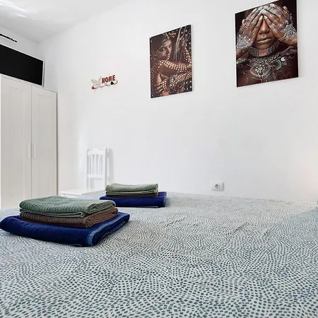 Casa Eri Con Piscina Apartament